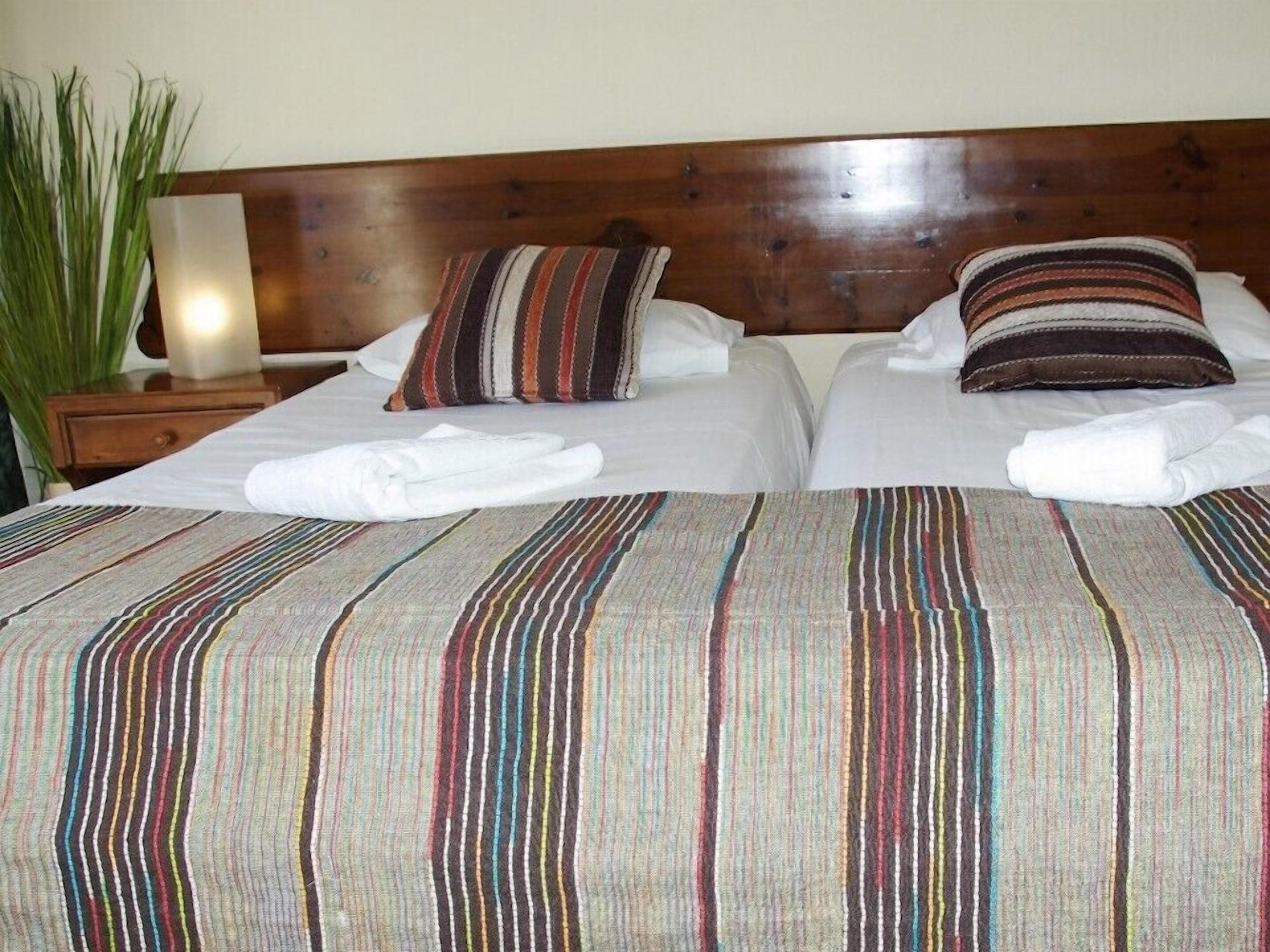 Thomas Hotel Monolithos  エクステリア 写真