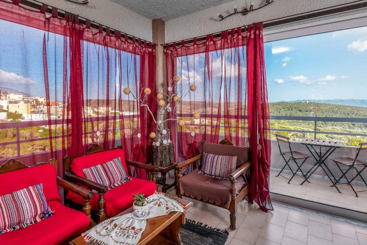 Thomas Hotel Monolithos  エクステリア 写真